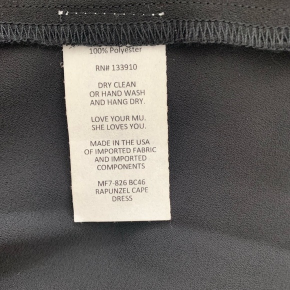 Show Me Your Mumu Rapunzel Cape Duster in Black - Picture 10 of 10